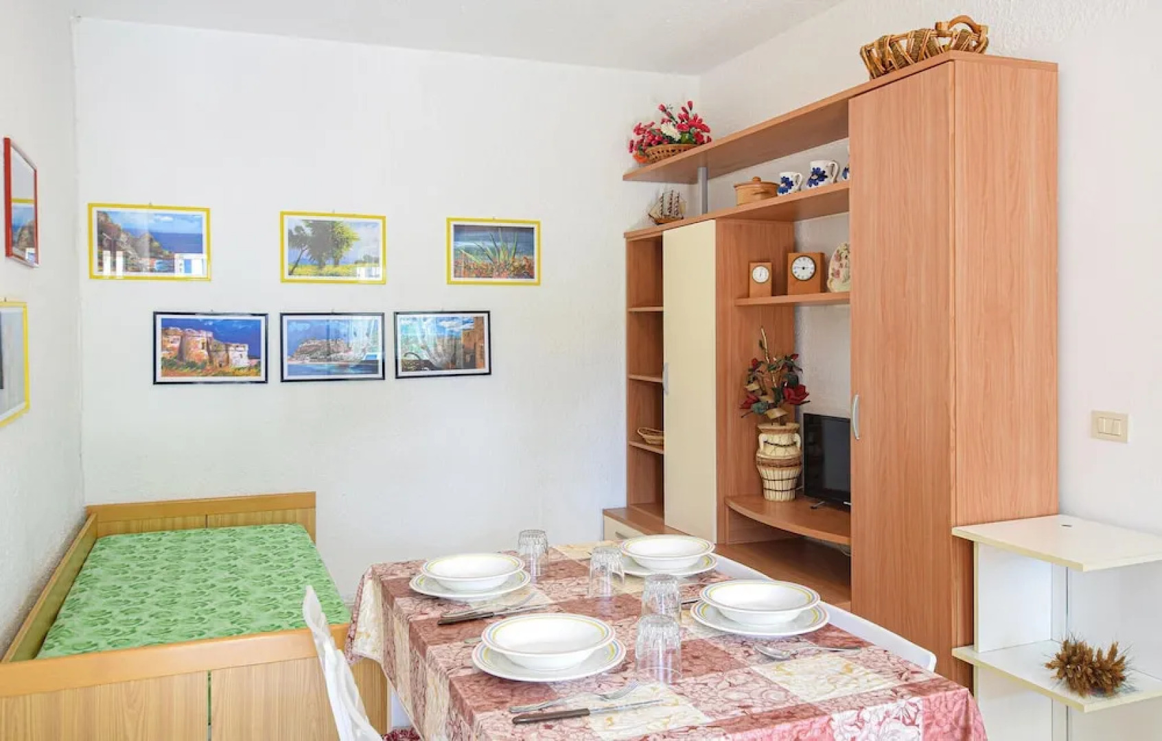 Amazing Apartment in Botricello With 1 Bedrooms and Wifi