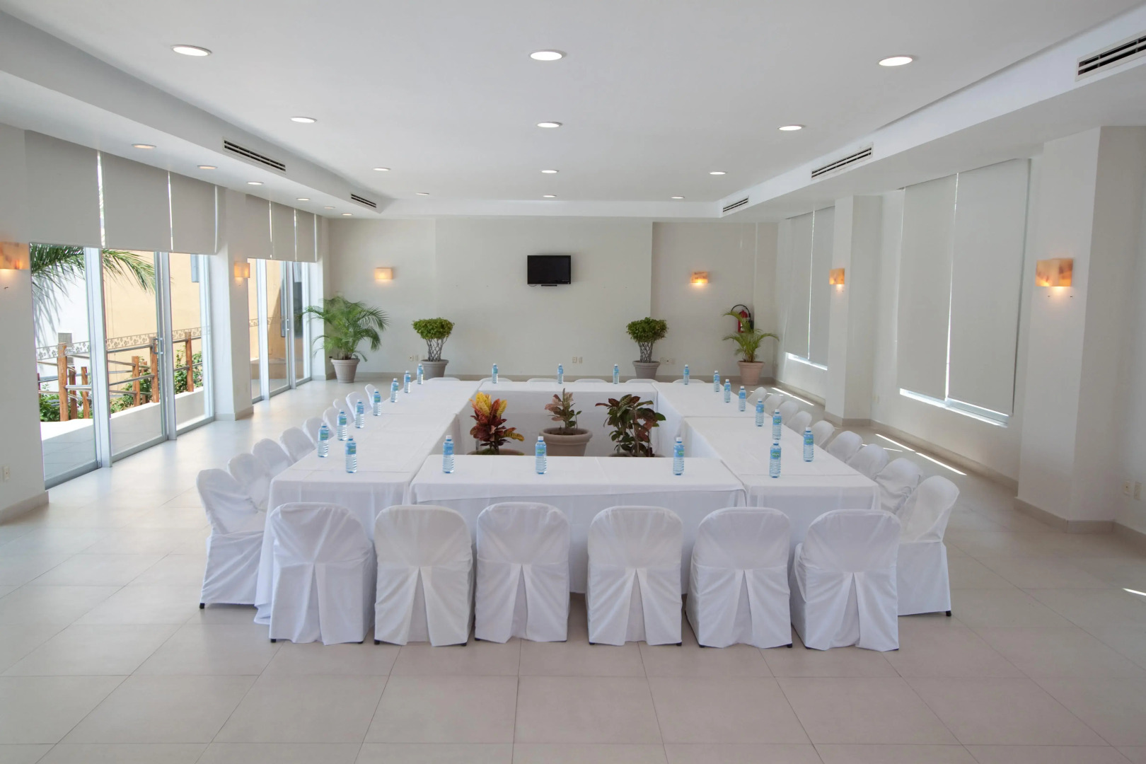 Suites Las Flores Beach Mazatlan