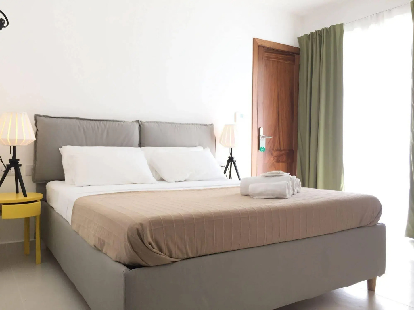 Two Pillows Boutique Hostel