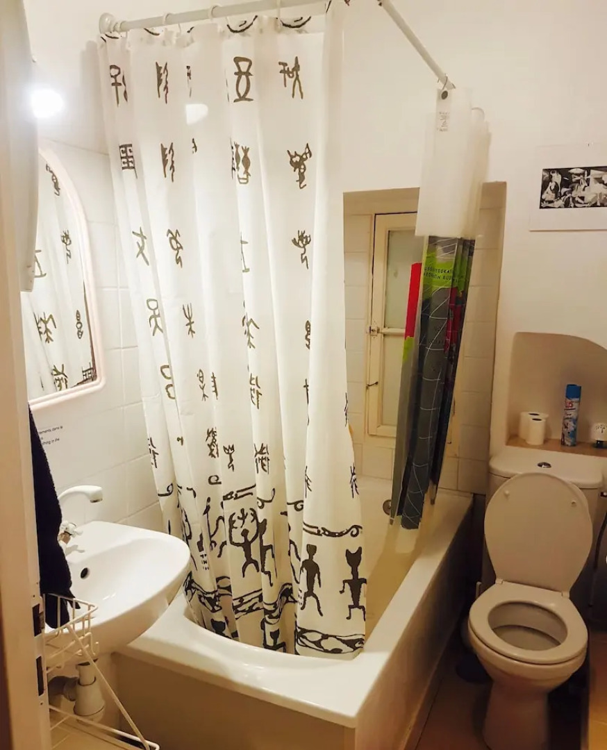 Private Room 1 Old Town Beach Parking