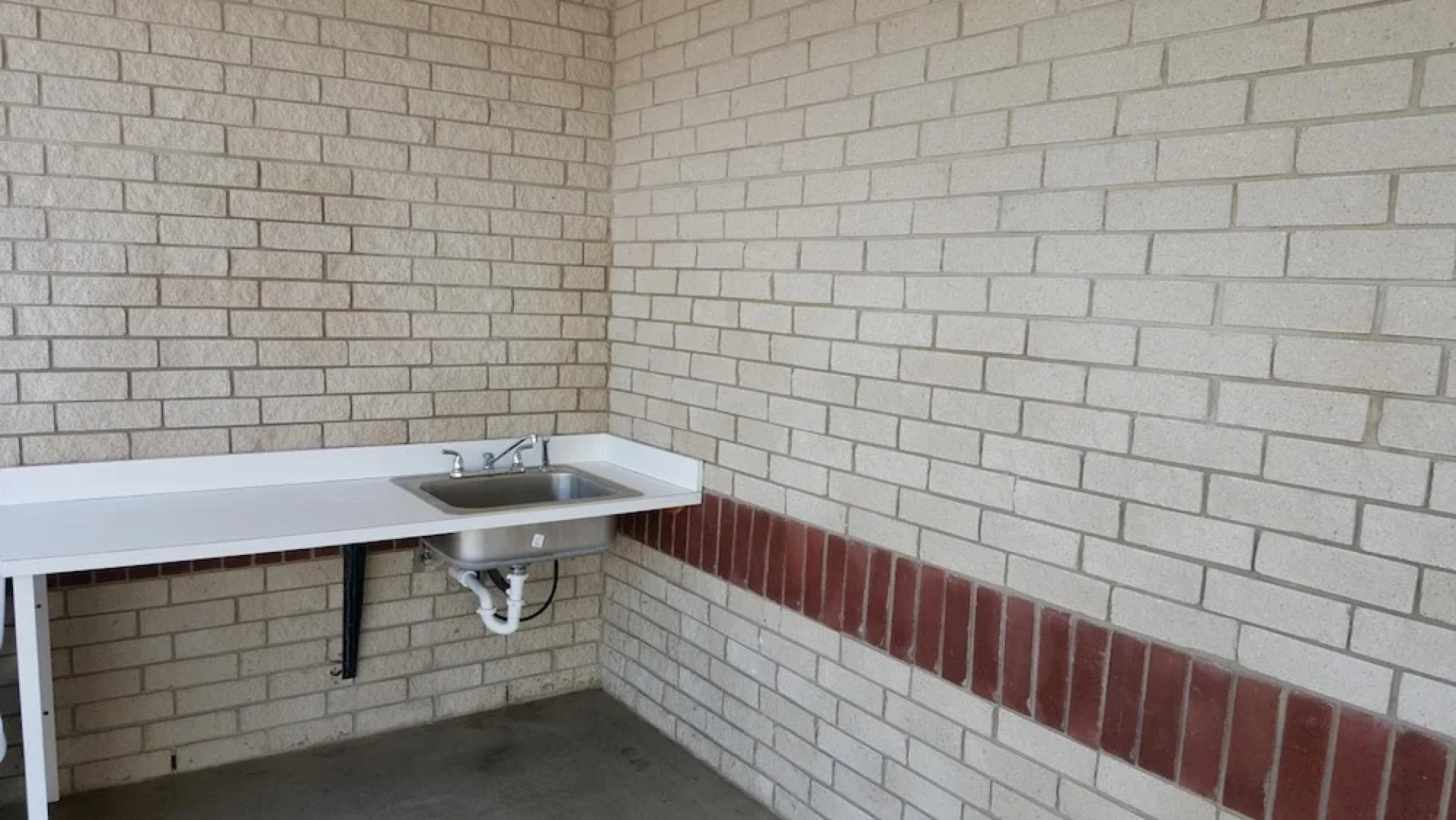 Luxury Inn & RV Park