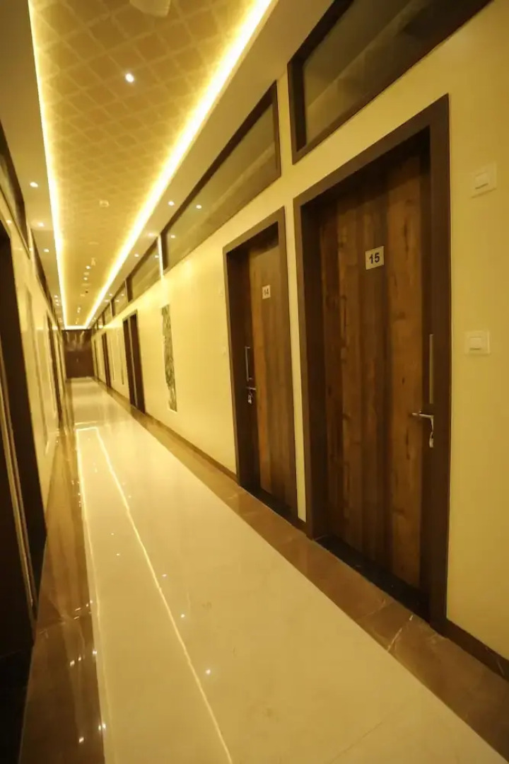 VL Patil Stays & Banquets