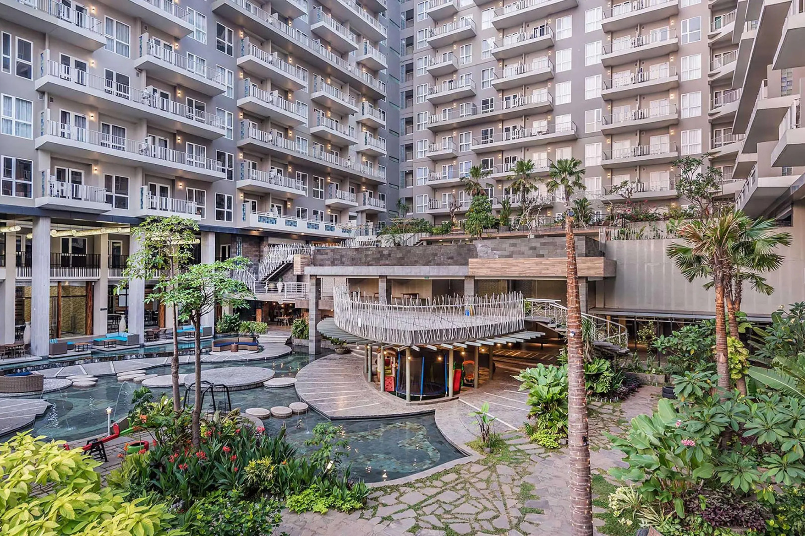 Grande Valore Hotel & Serviced Apartment