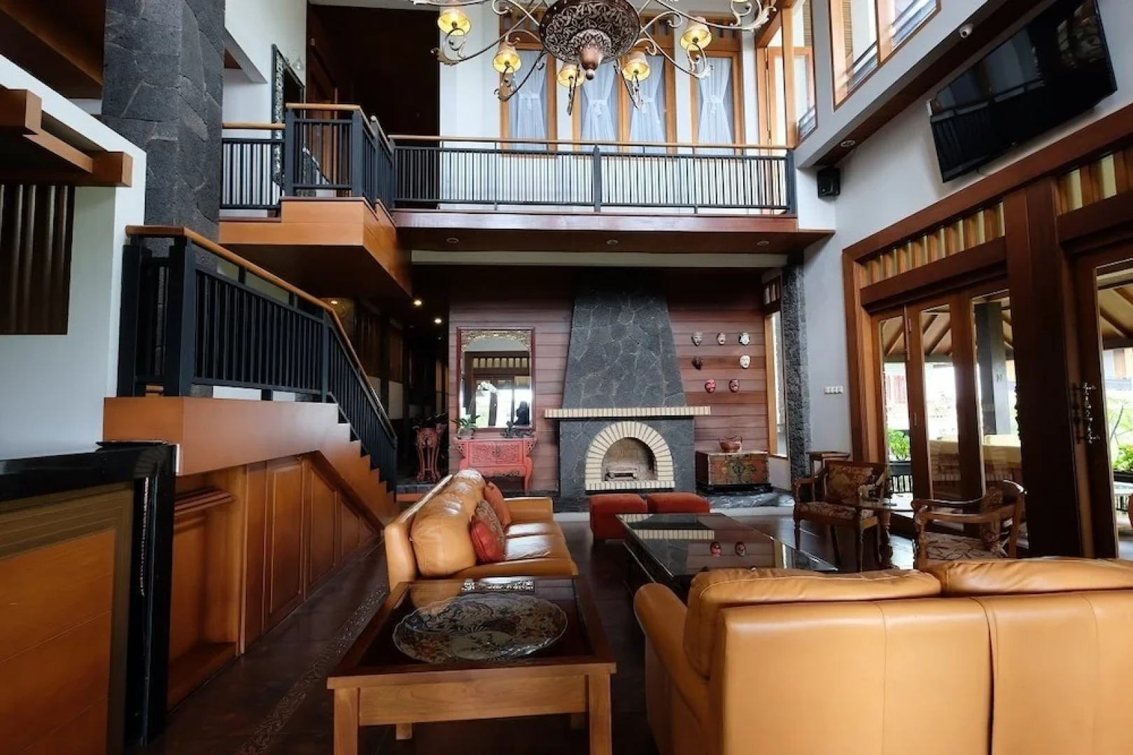 Rumah Stroberi Organic Farm and Lodge