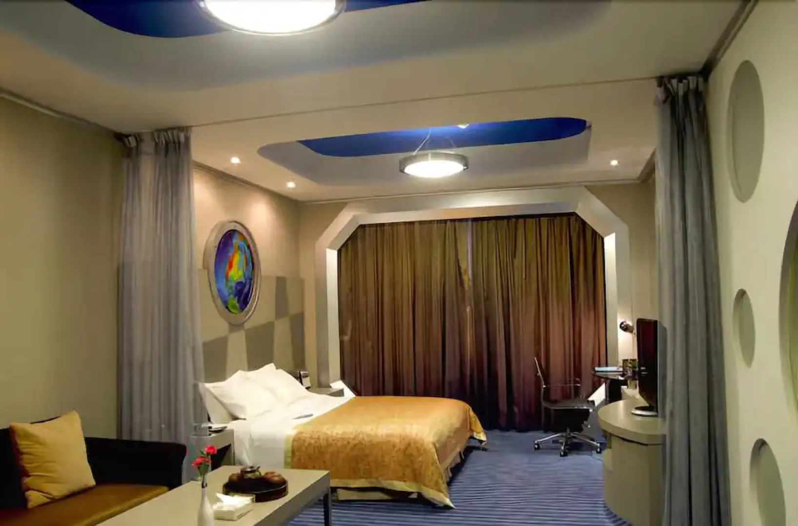 Yaxiang Jinling Palace