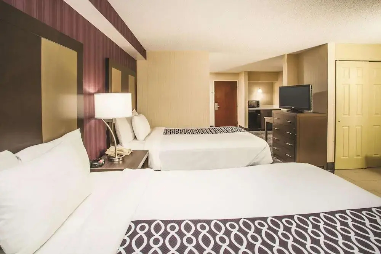 La Quinta Inn & Suites By Wyndham Newark - Elkton