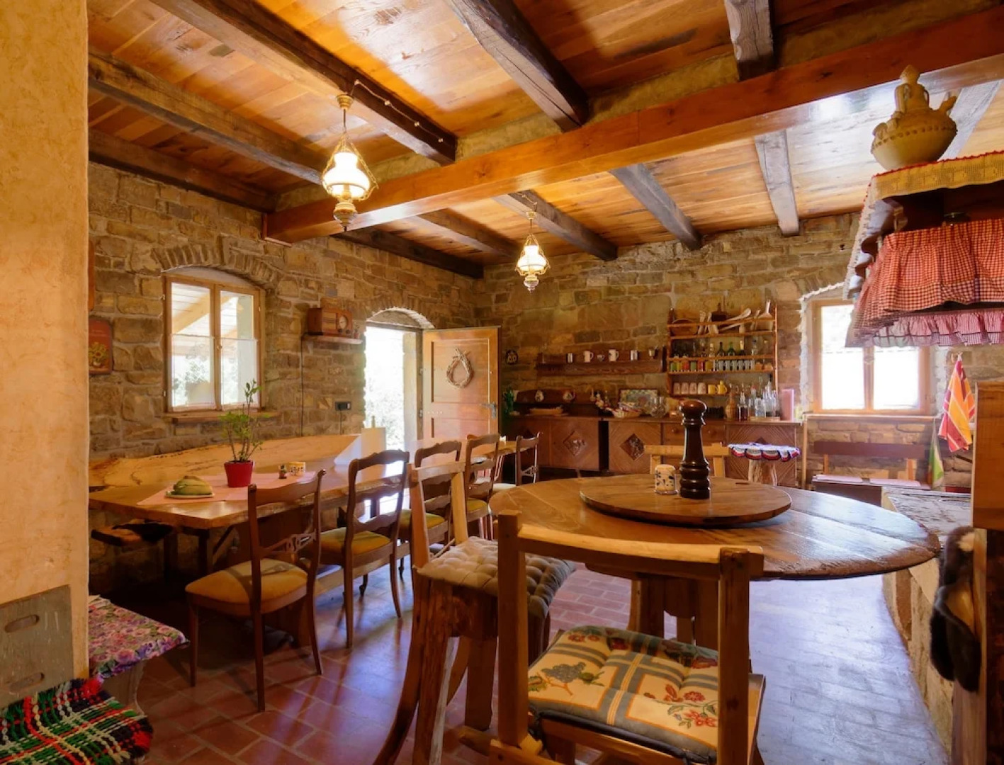 Casa Mira - Two Bedroom Holiday Home with Pool