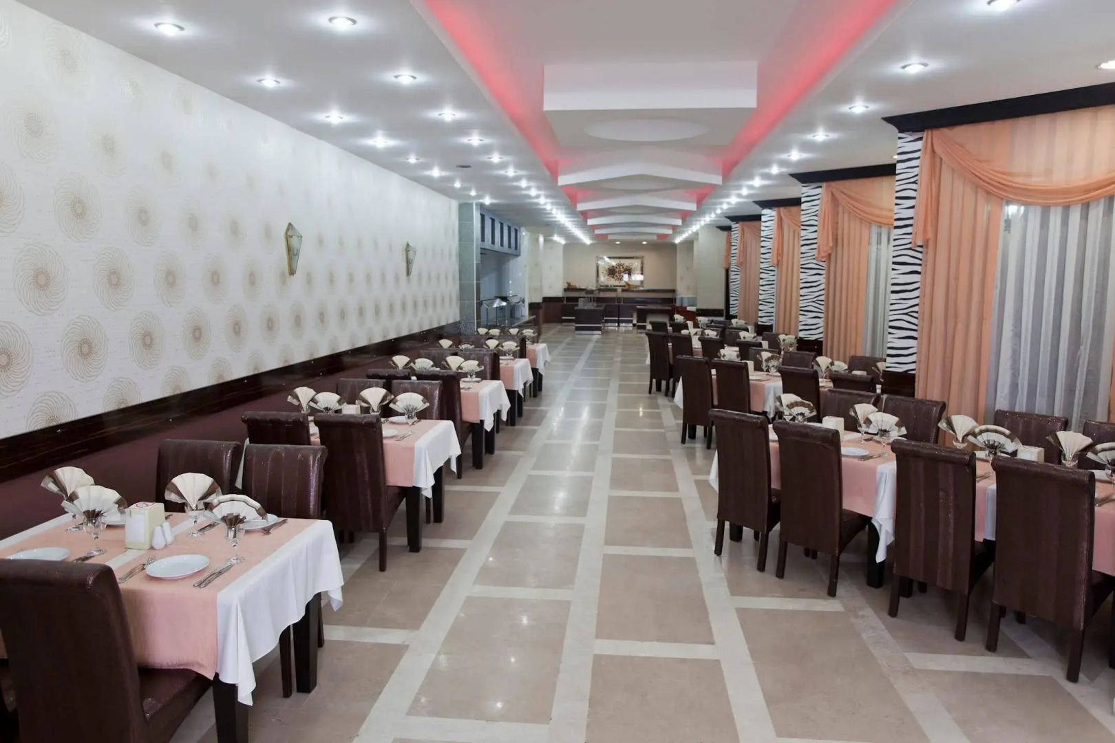 Monte Carlo Hotel - All Inclusive