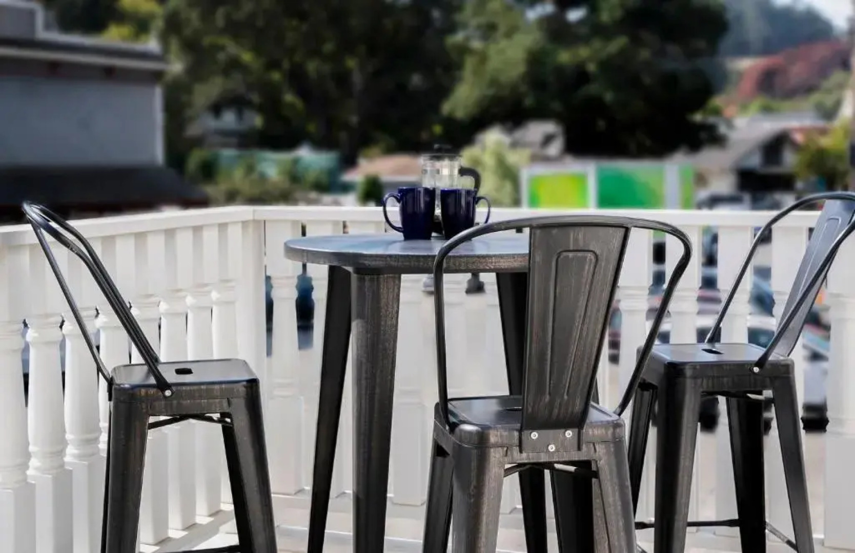 Smiley's Saloon & Hotel