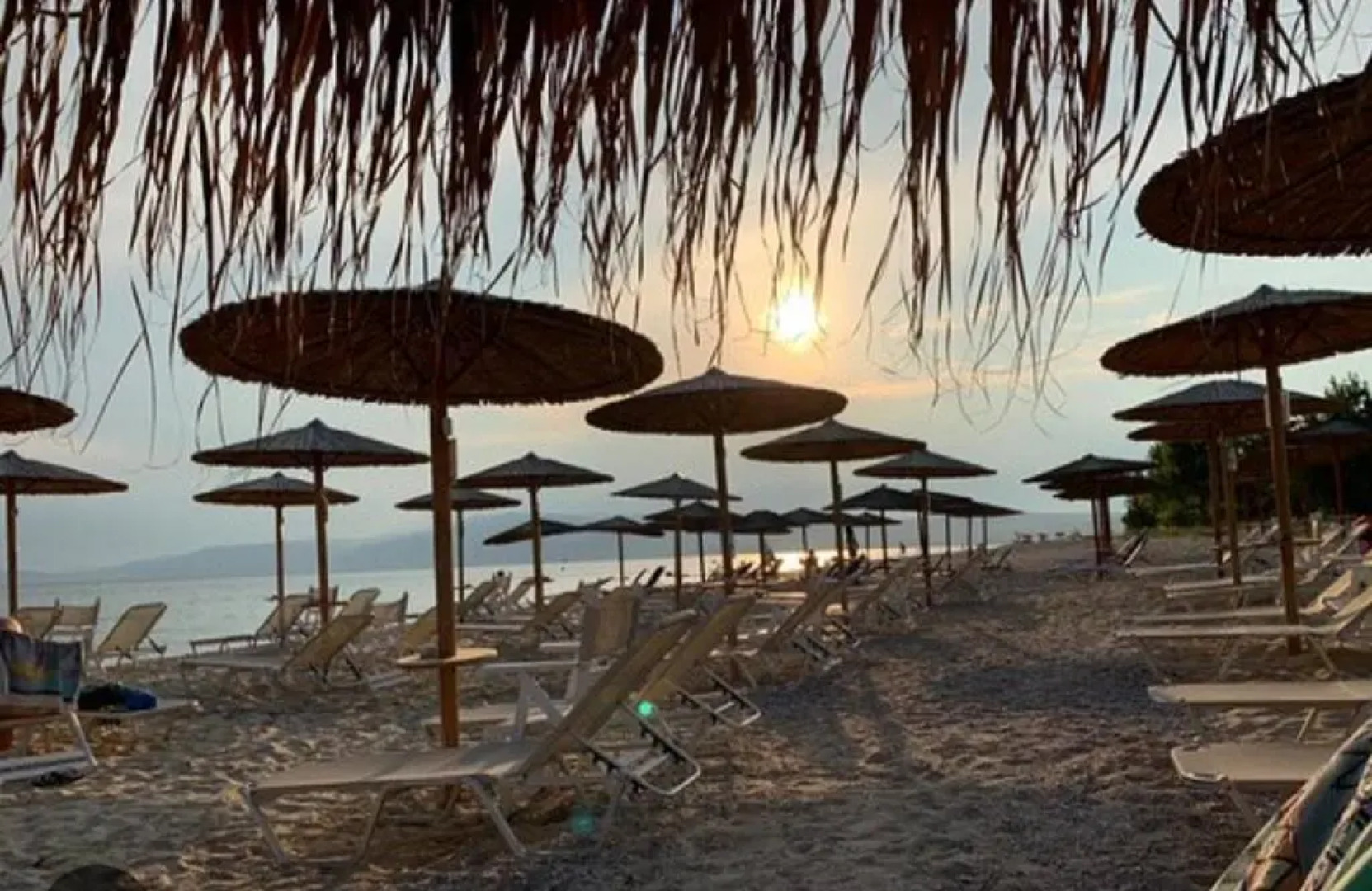 NIKOS HOUSE studio 2 παραλια Οφρυνίου