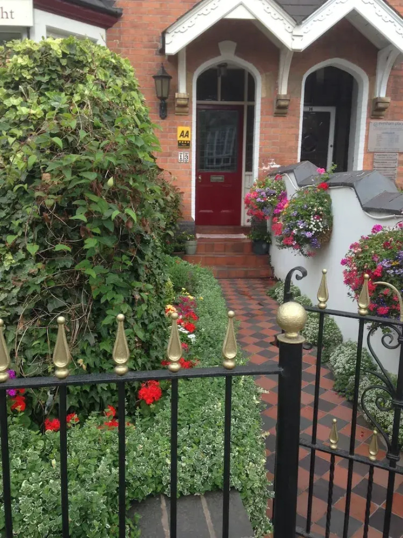 Twelfth Night Guest House