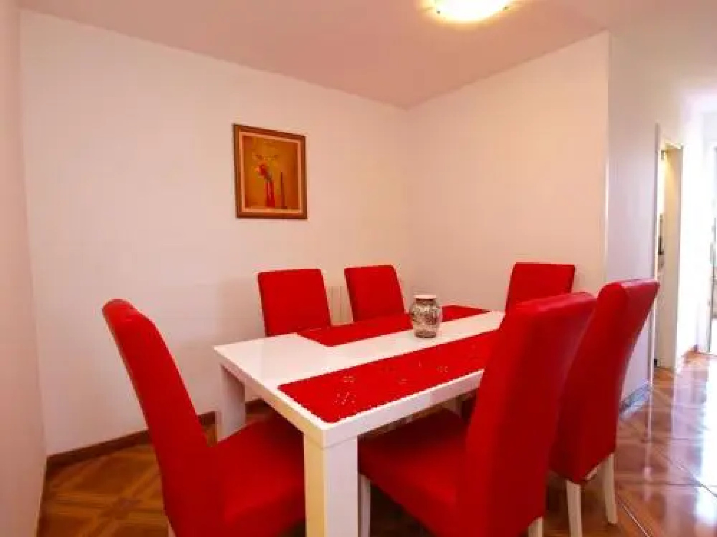 Apartment with pool 1138