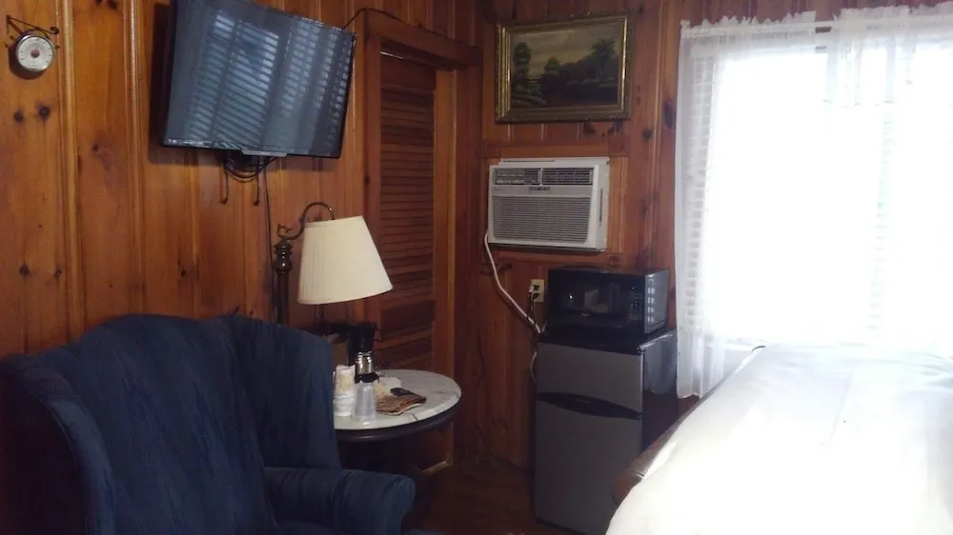 The Inn At Brevard - Bed And Breakfast - Adult Only