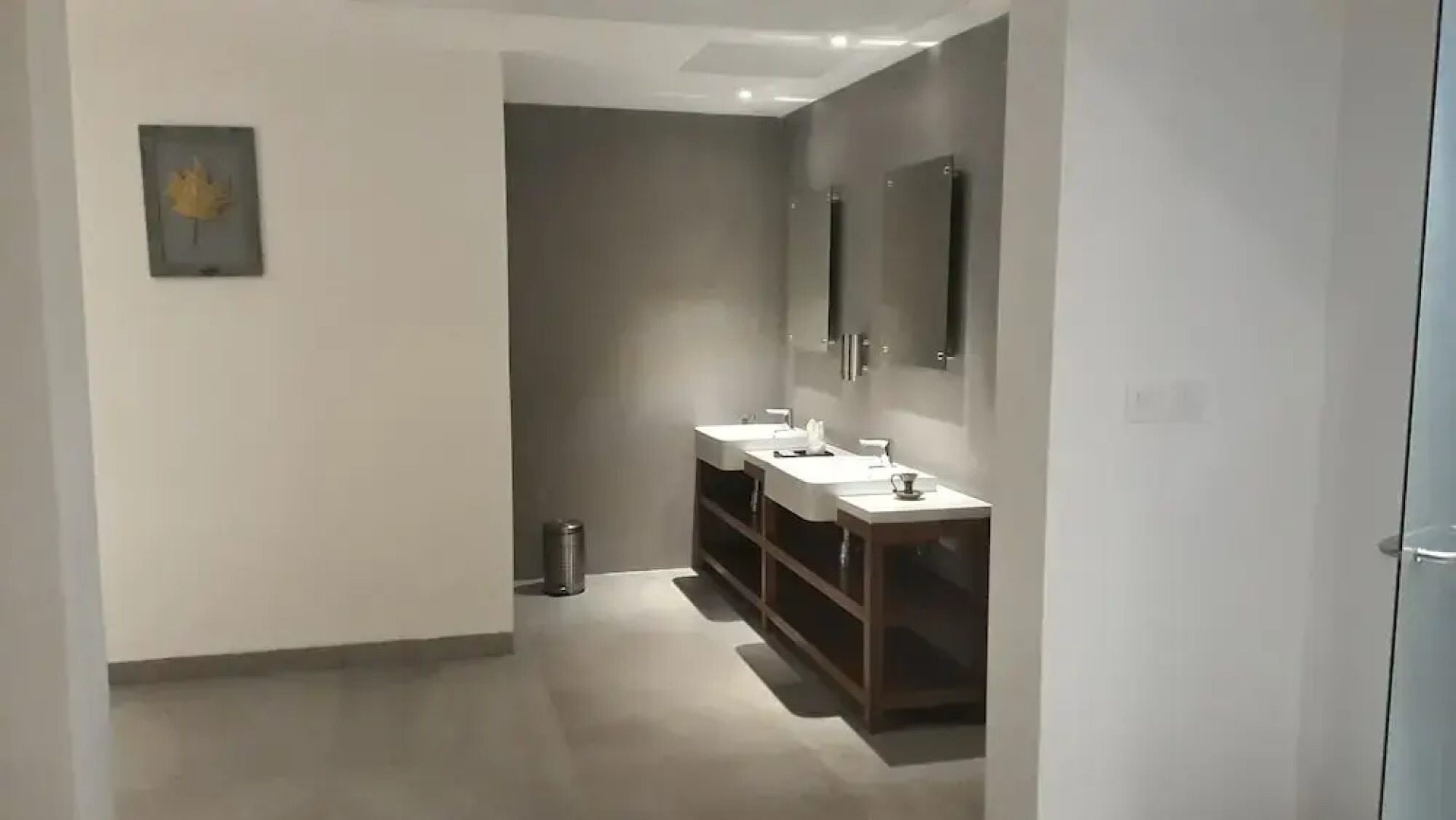 O by Tamara, Trivandrum