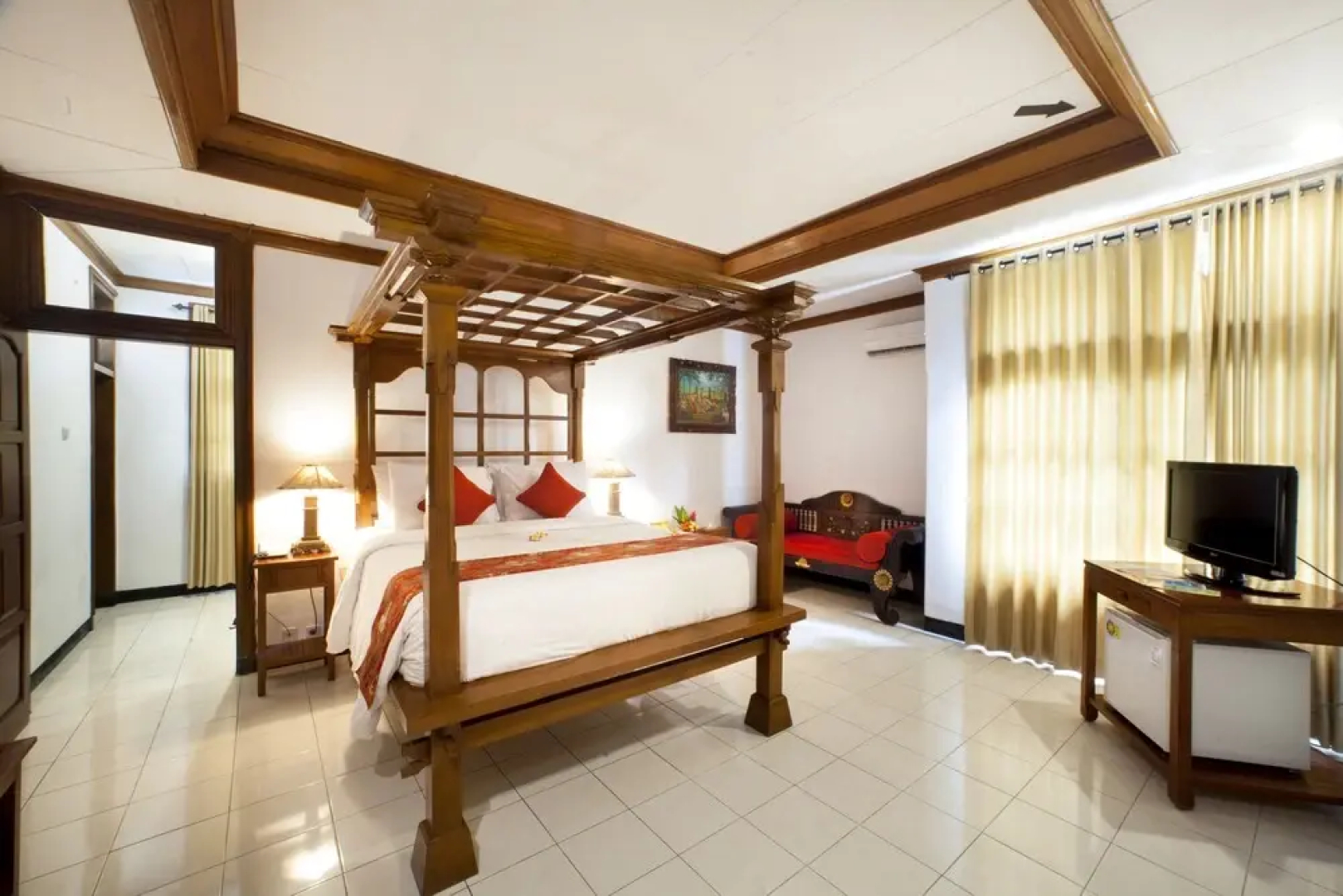 Bali Taman Lovina Resort and Spa Suites