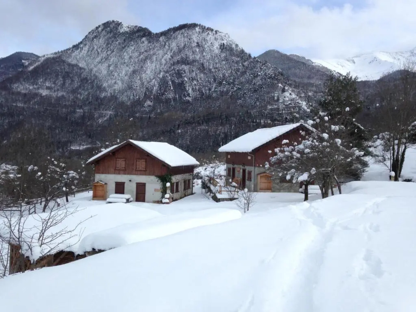 Les Bordes De Paloumières
