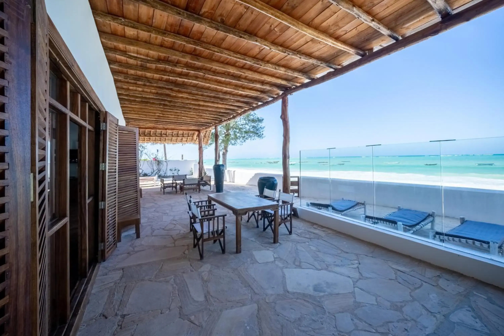 Beachfront Turtle House ZanzibarHouses