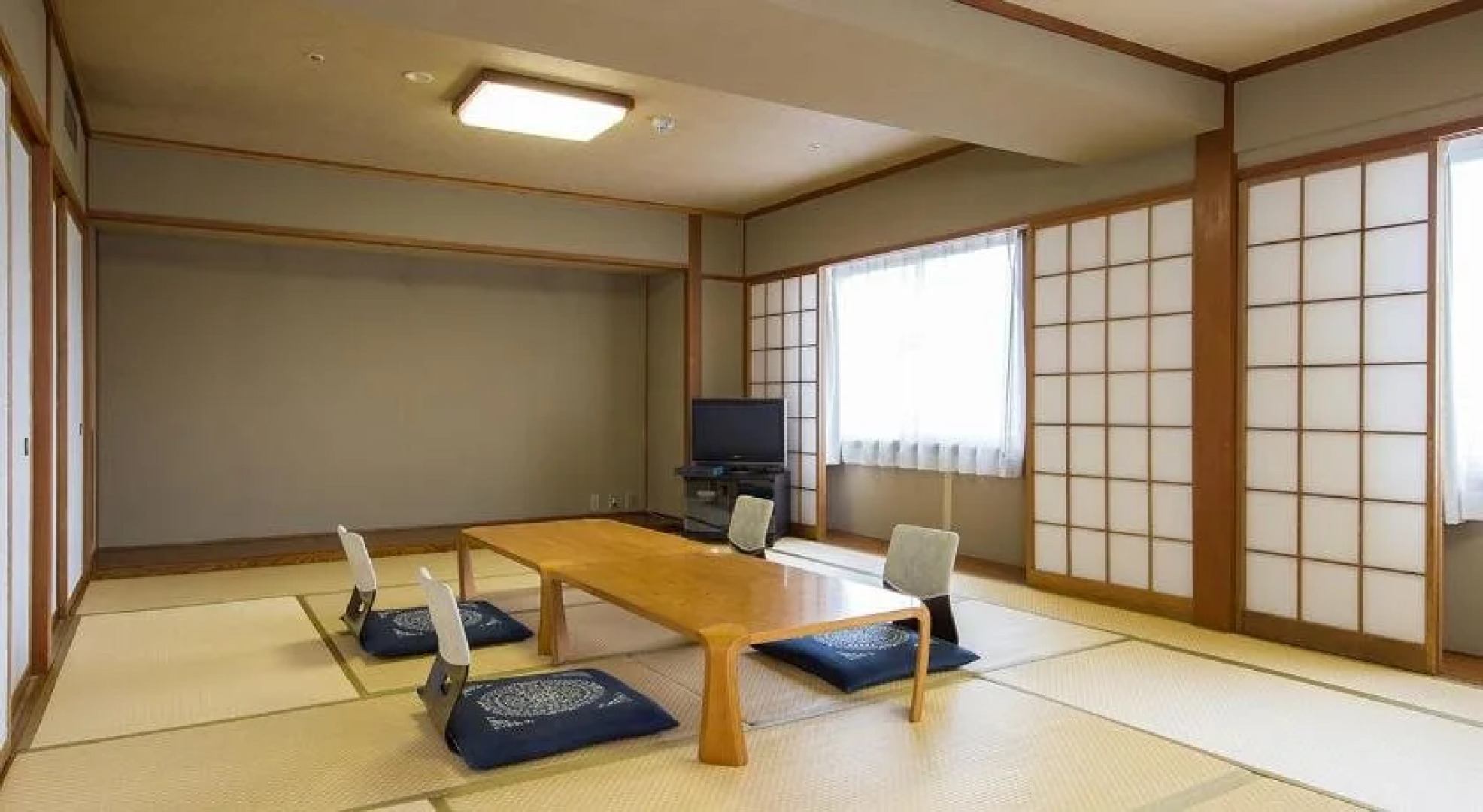 Komoro Grand Castle Hotel