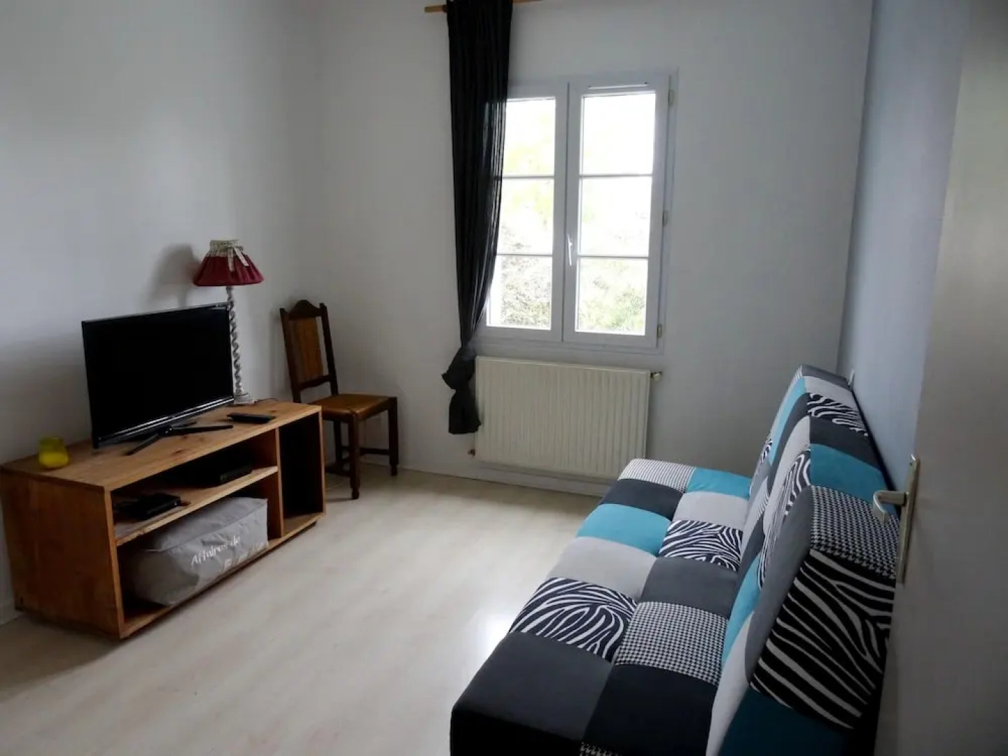 House With 4 Bedrooms in Rochefort, With Enclosed Garden and Wifi