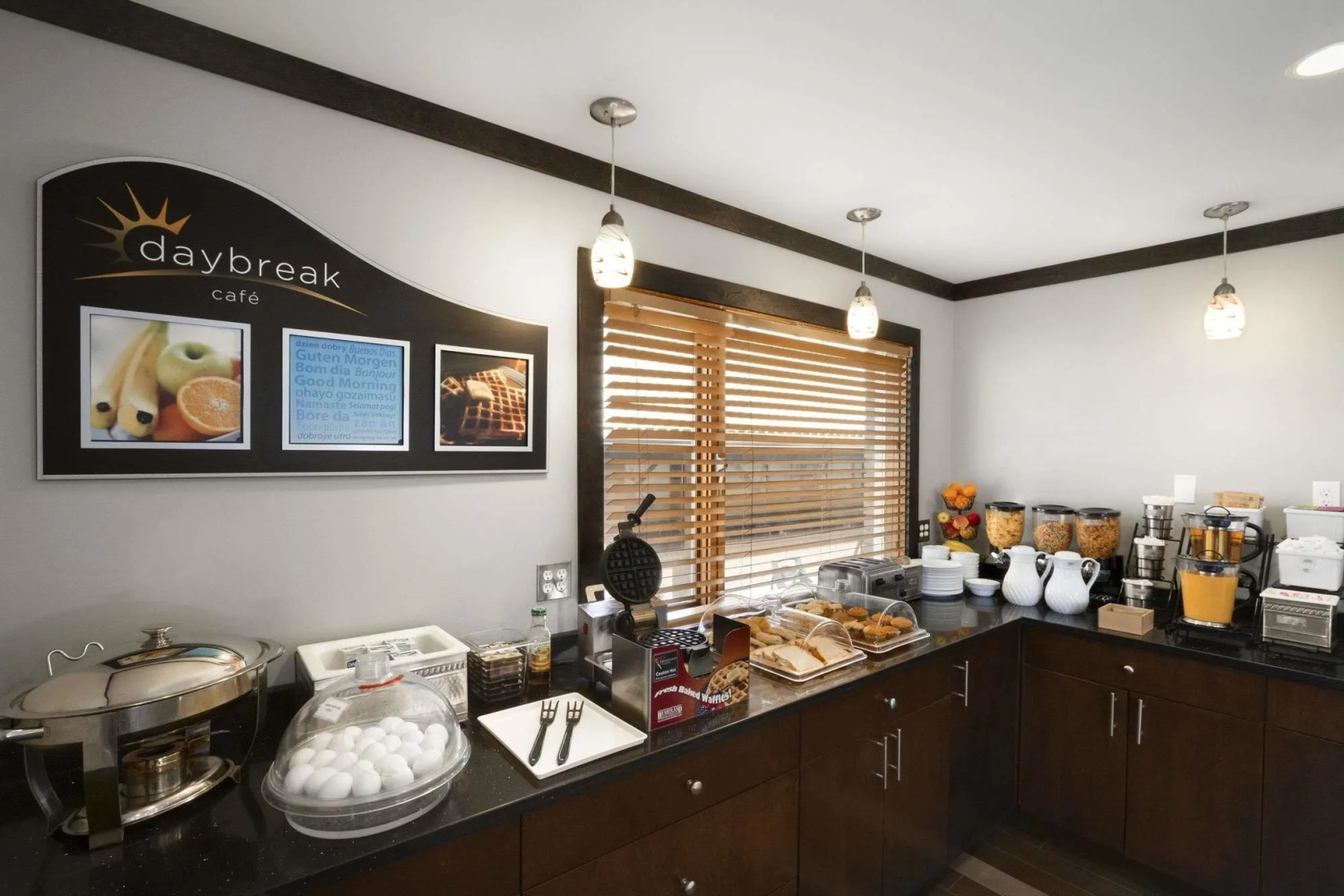 Days Inn by Wyndham Vernon