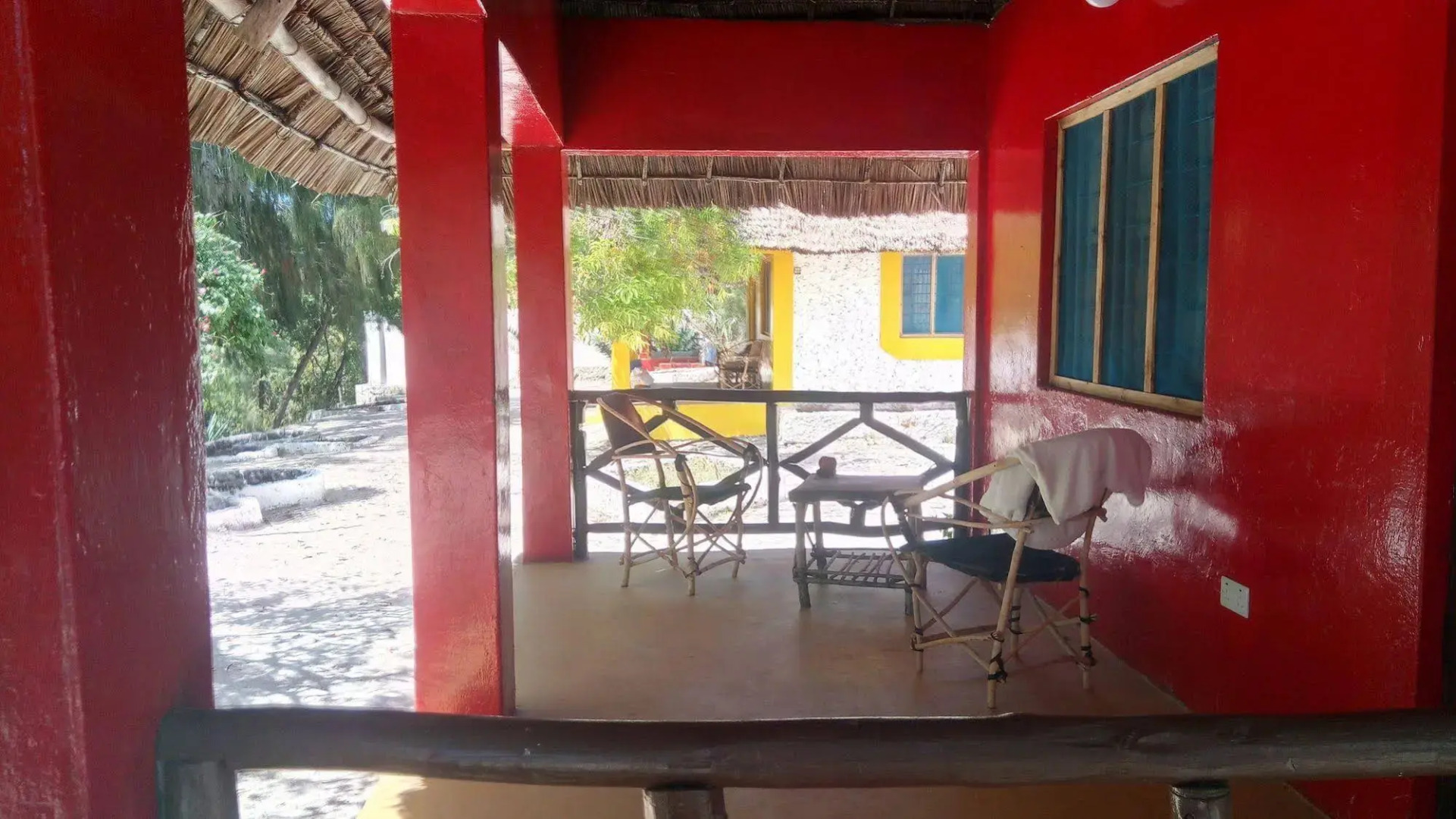 Twisted Palms Lodge & Restaurant