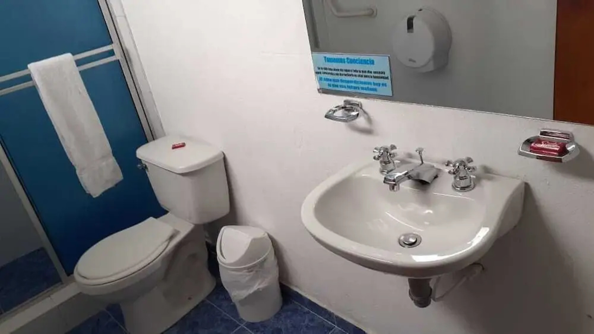 Pasajero Suites Corferias