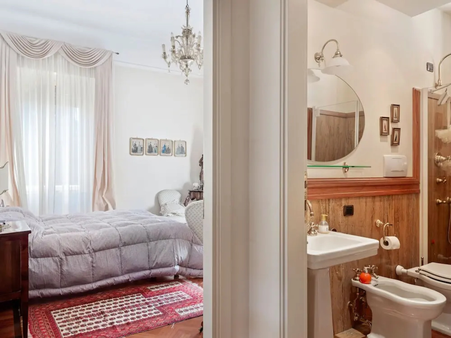 Plush Holiday Home in Macerata with Jacuzzi