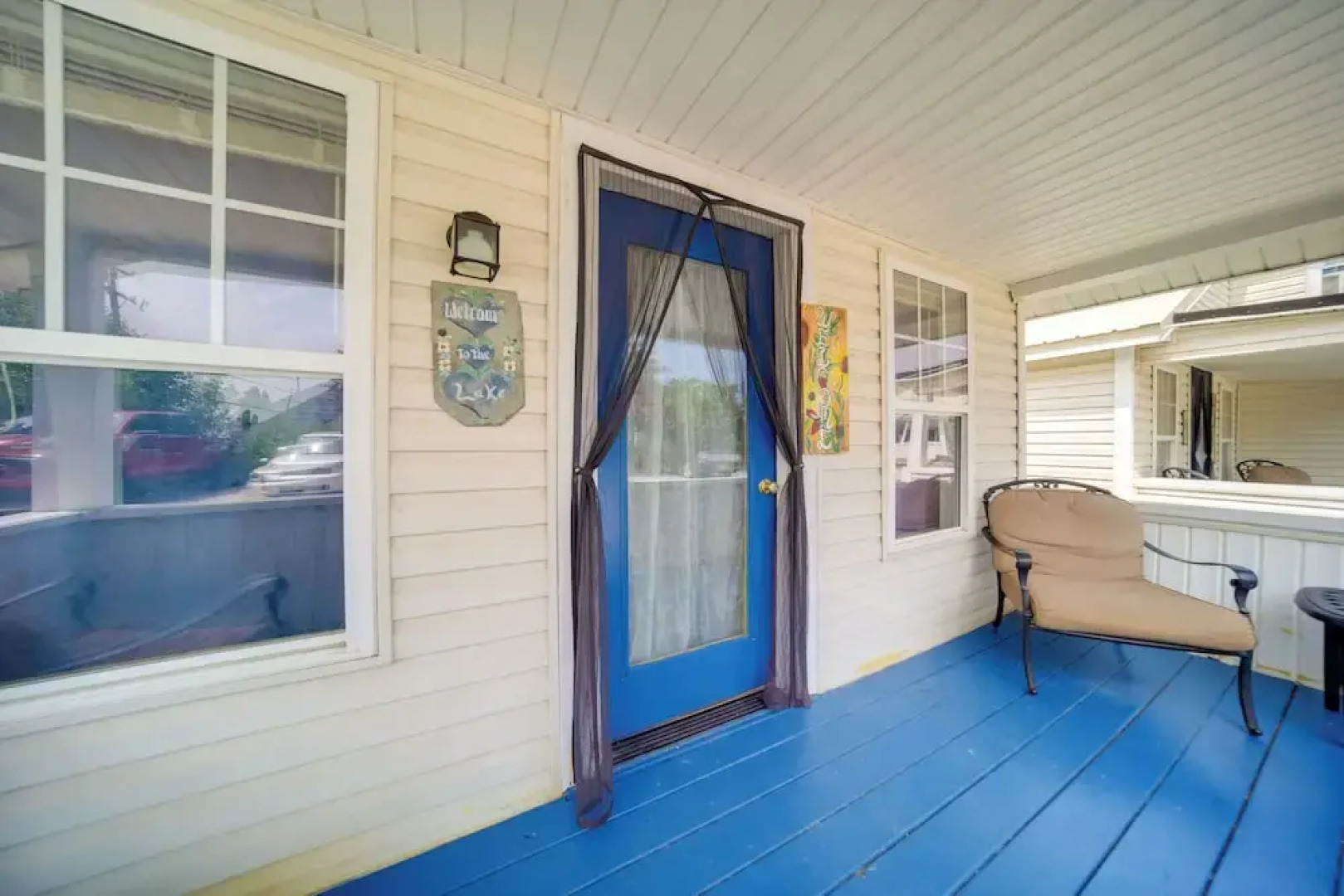 Pet-friendly Lake Erie Cottage - Walk to the Water