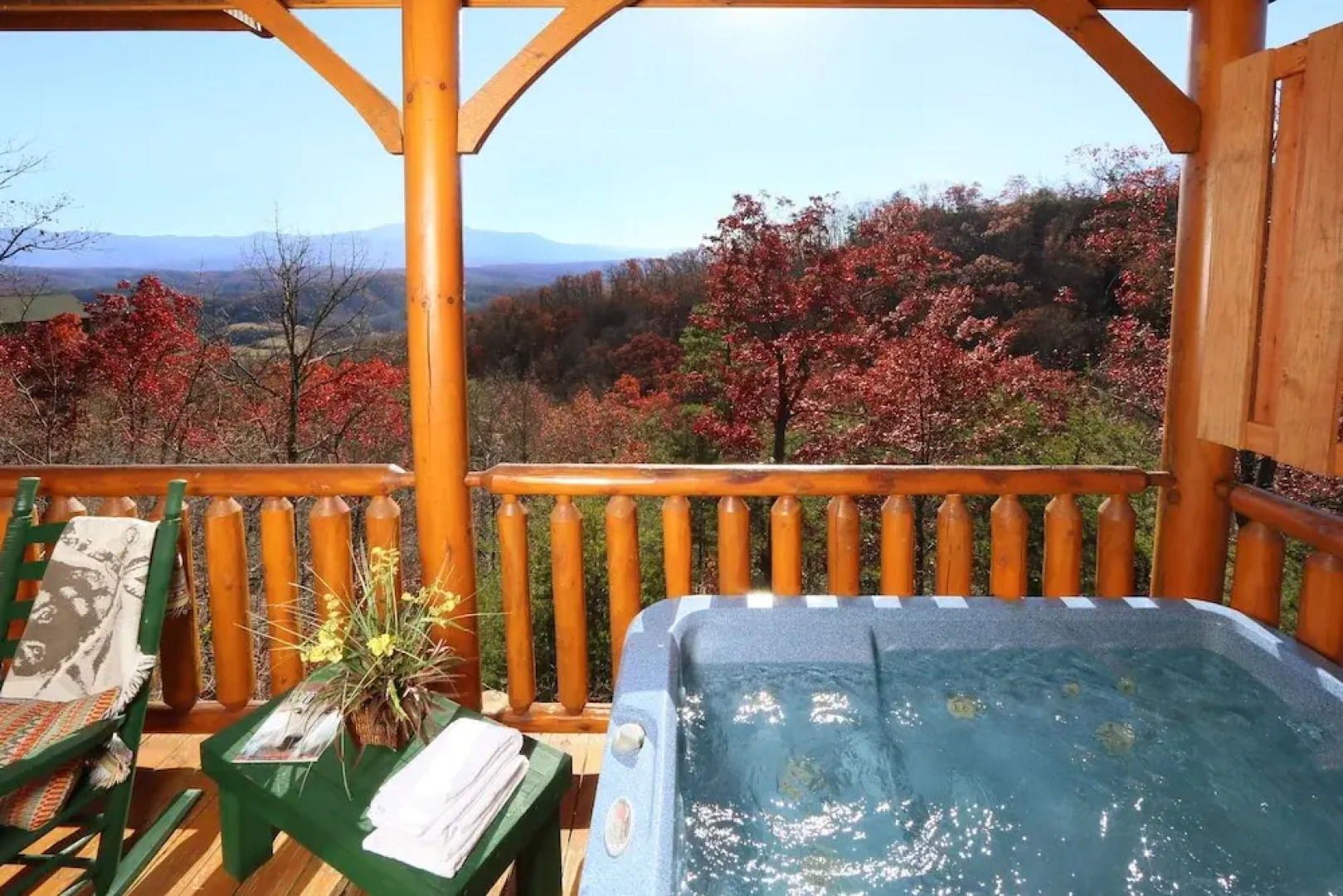 Howling Wolf - One Bedroom Cabin