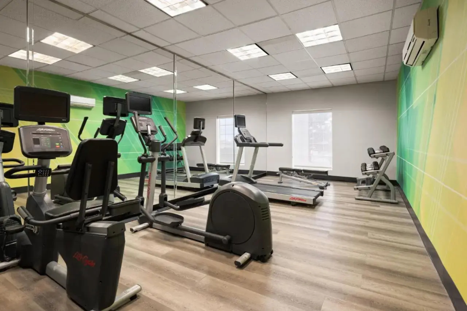 Holiday Inn Hotel & Suites Albuquerque Airport