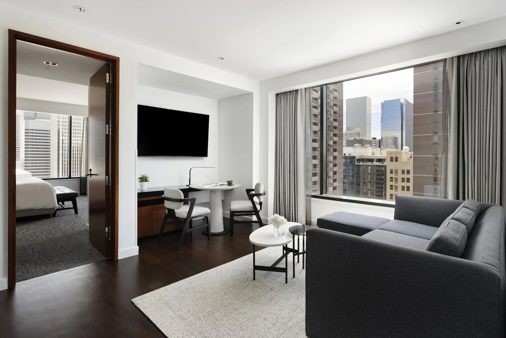 Отель Four Seasons Denver