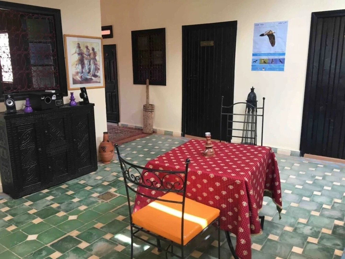 Unique 9 Bedroom House in National Park