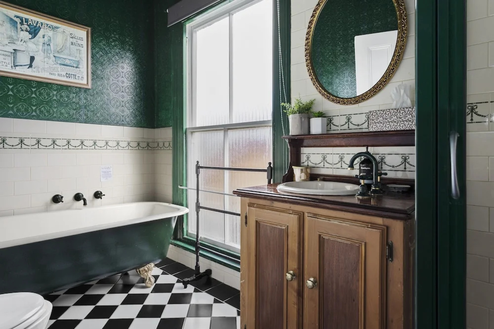 Отель The Dragonfly Inn