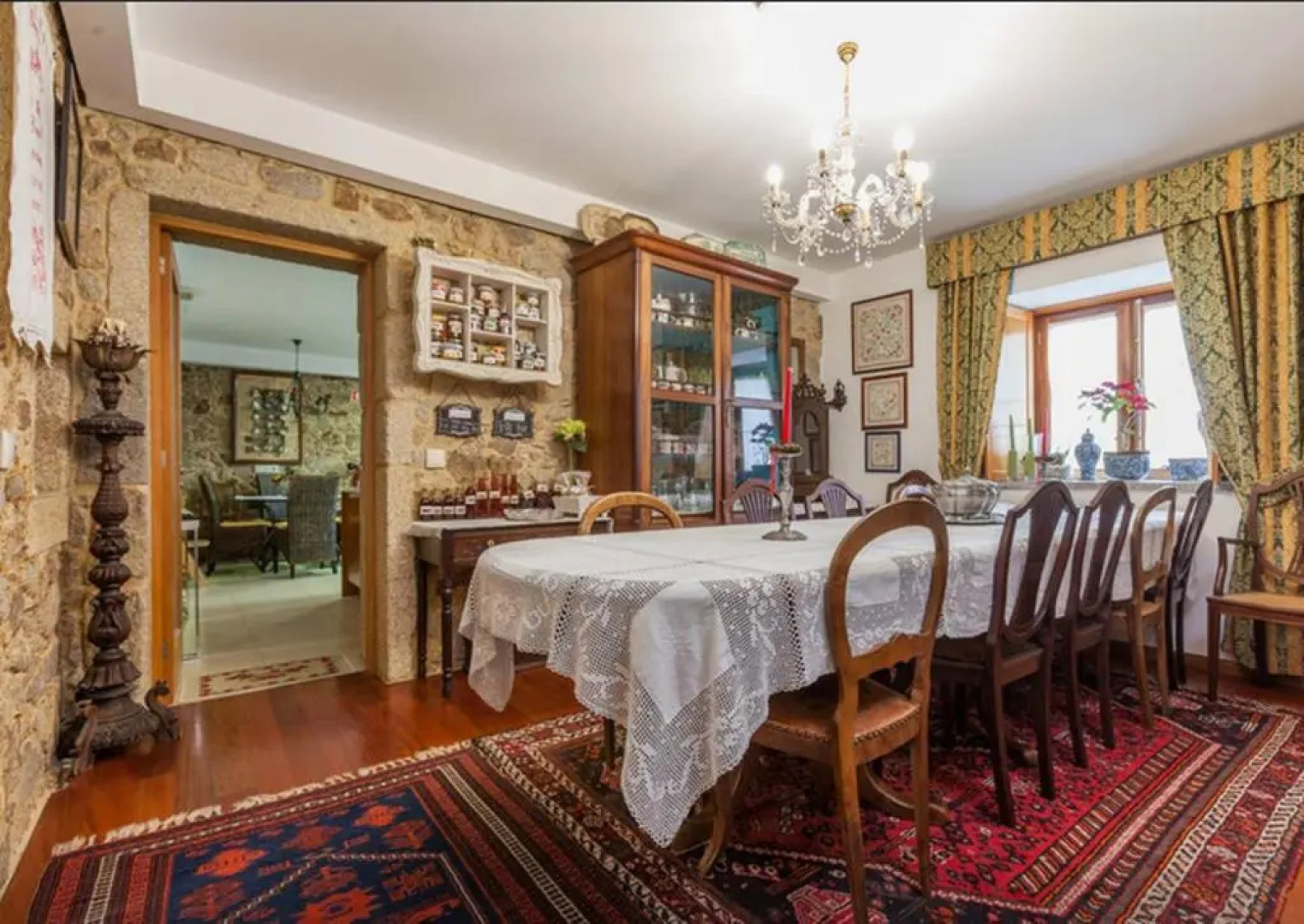 House with 5 bedrooms in Braga with wonderful mountain view private pool enclosed garden 30 km from the beach