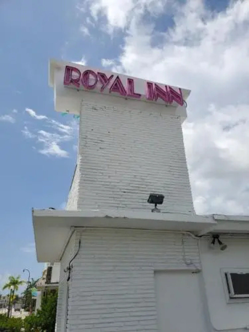 Royal Budget Inn