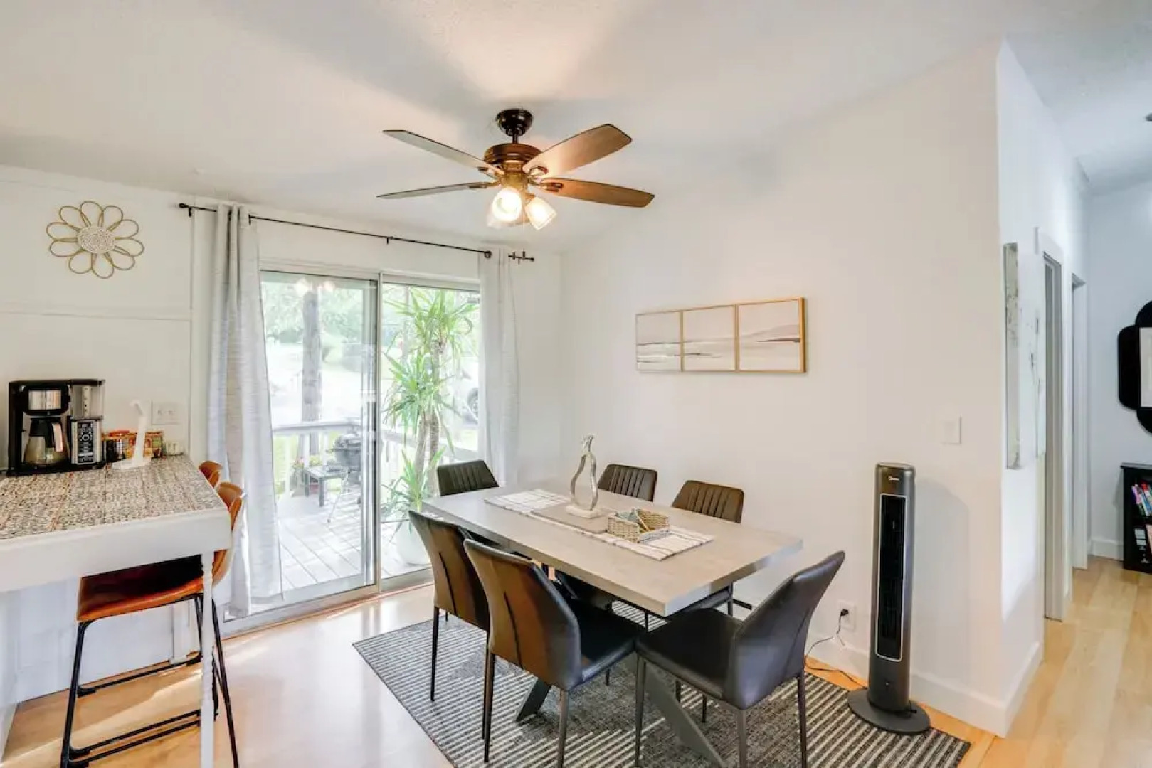 Fire Pit, Deck & Water Views: Athens Home!