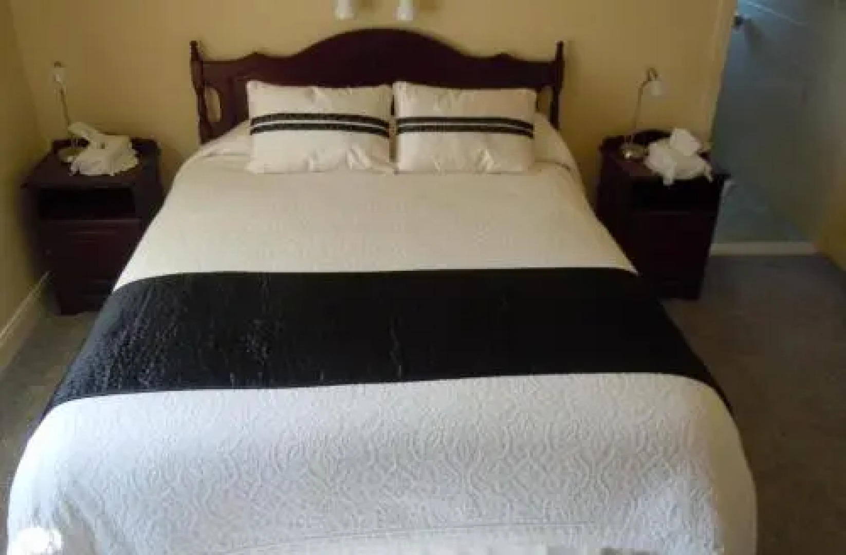 Coolbawn Lodge Farmhouse