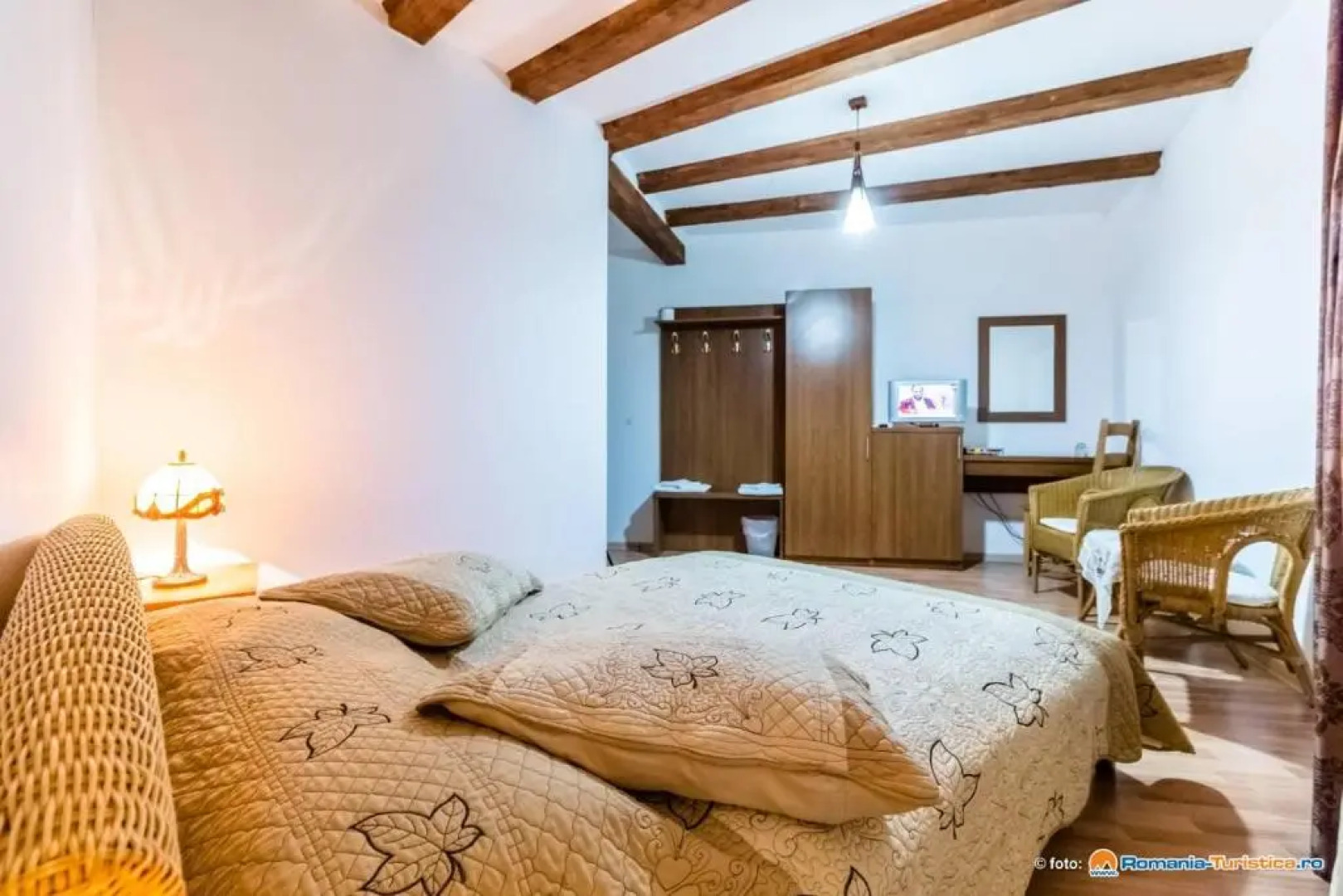 Pensiunea Casa Zmeilor