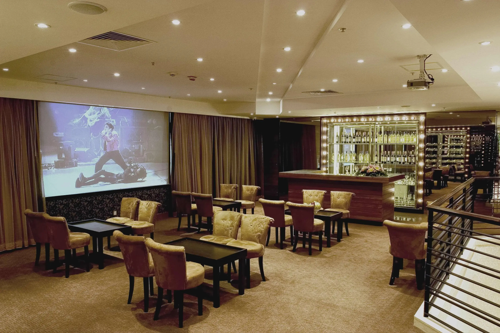 Отель Best Western Plus Hong Kong