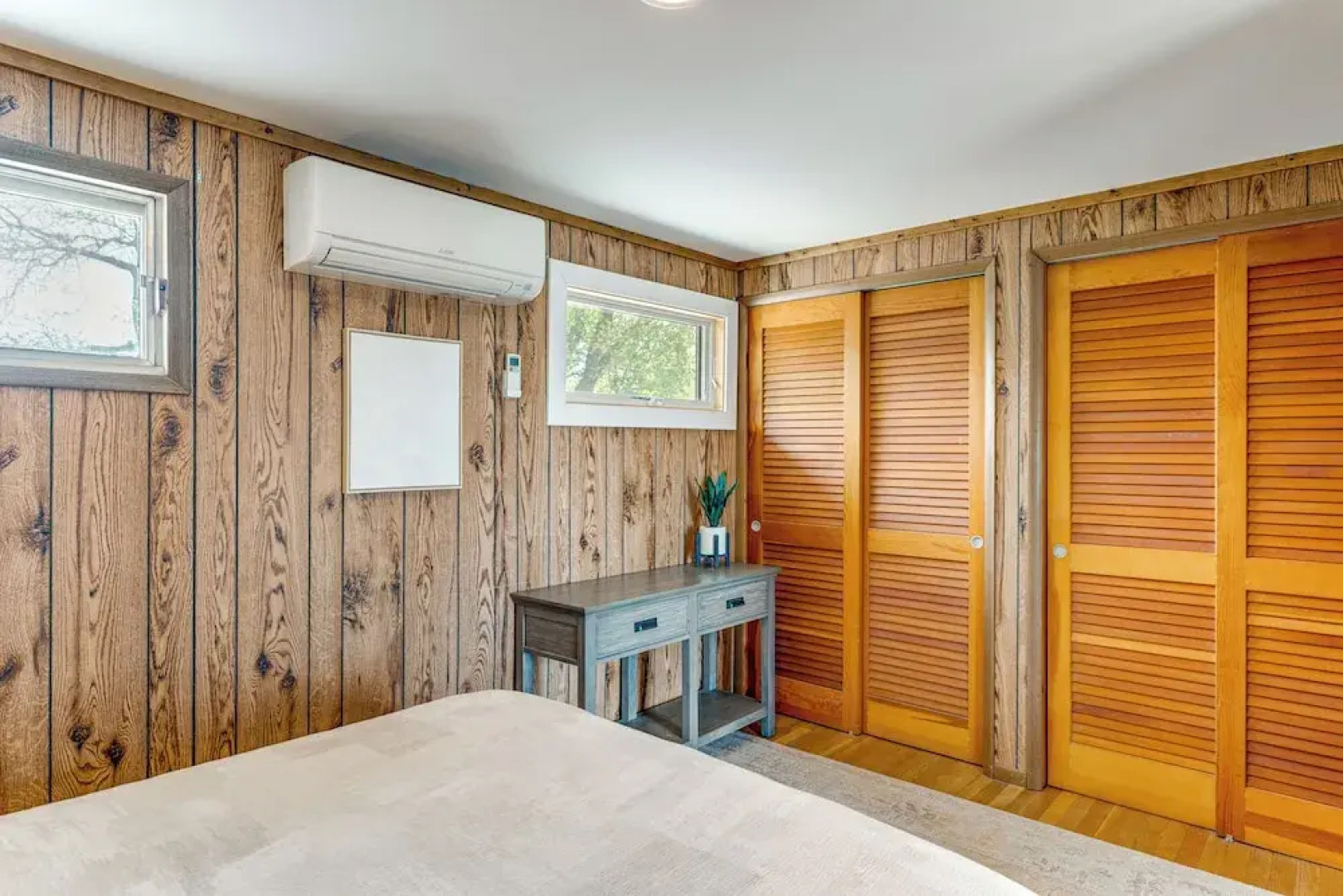 Steps to Powers Lake: Wisconsin Family Home