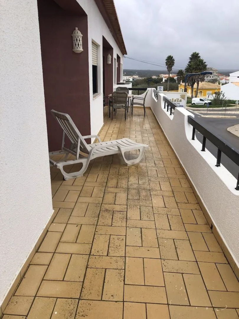 Quartos e Apartamentos Atalaia