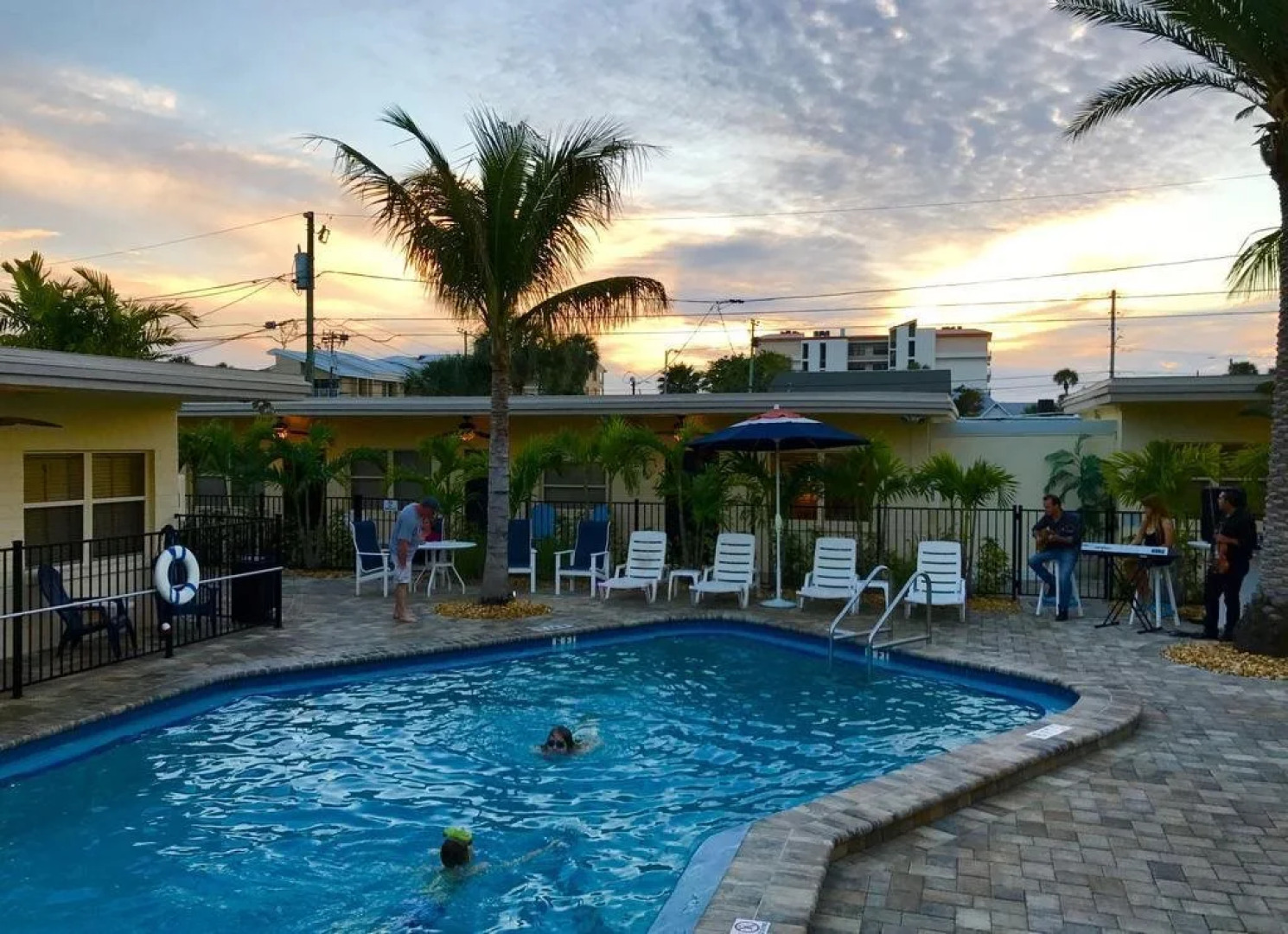 Island Cay Hotel - Clearwater Beach