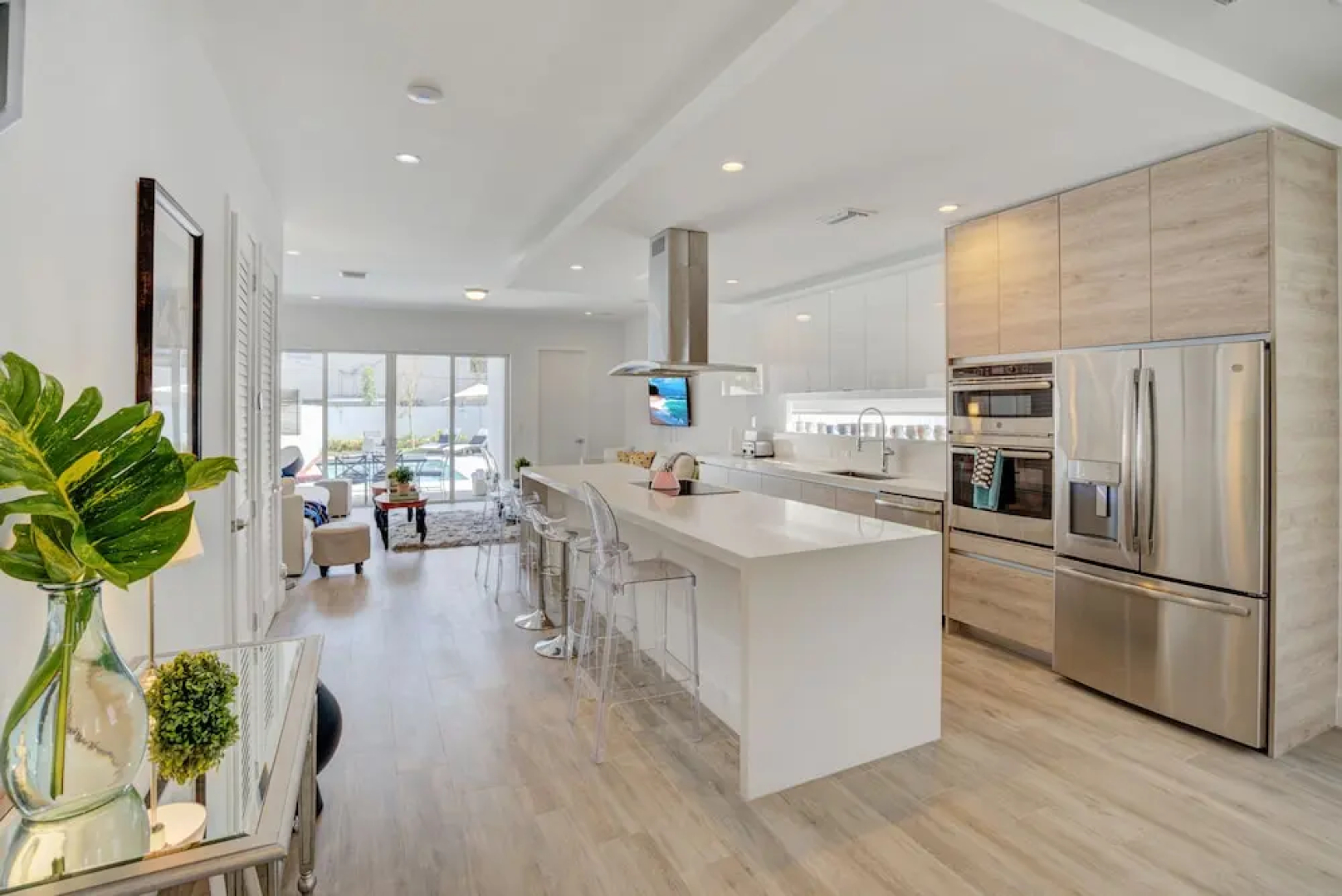 4BR Pool Townhome Duplex by Jos17
