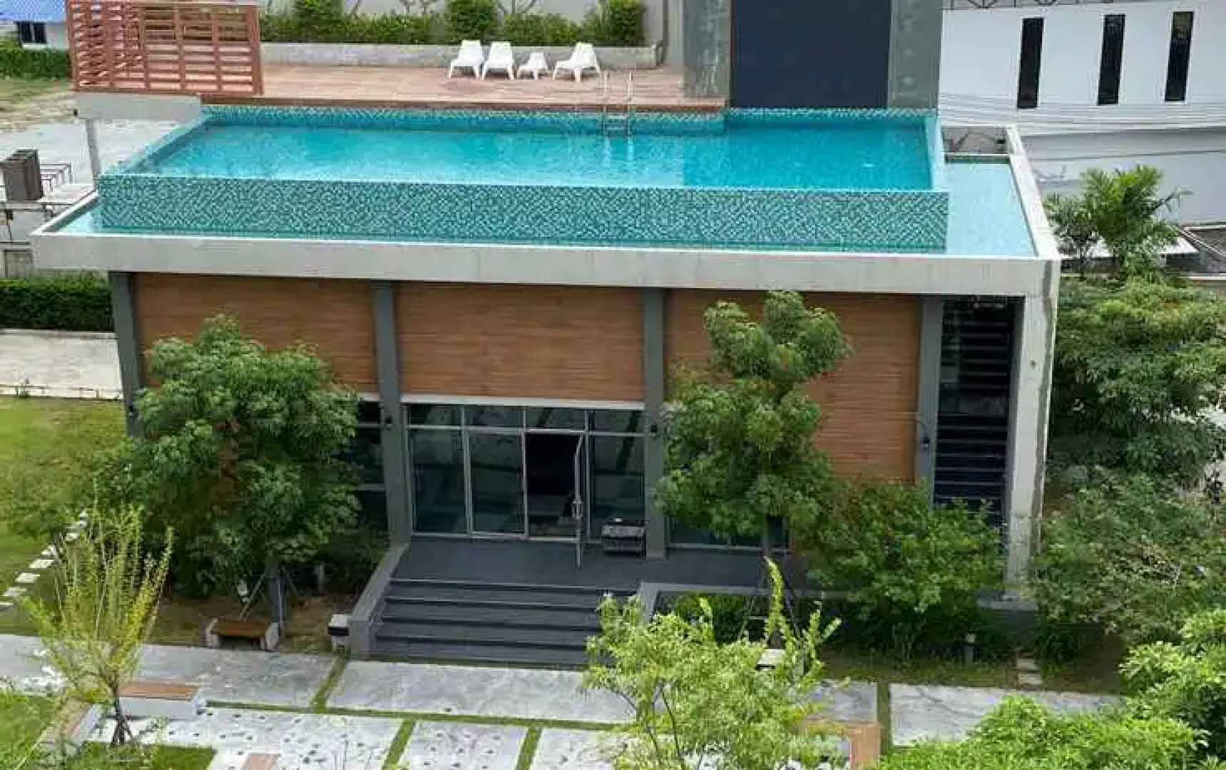 Burapha Bangsaen Garden Apartment