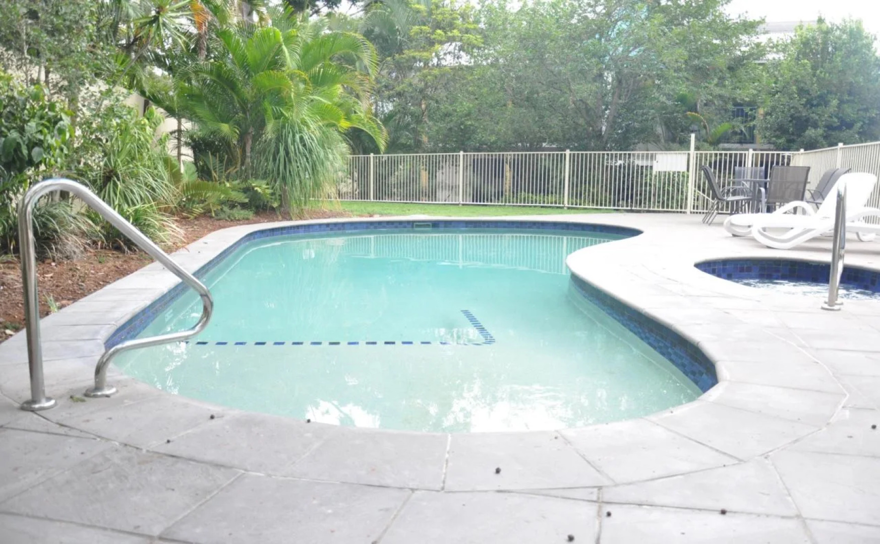 Chez Noosa Holiday Apartments