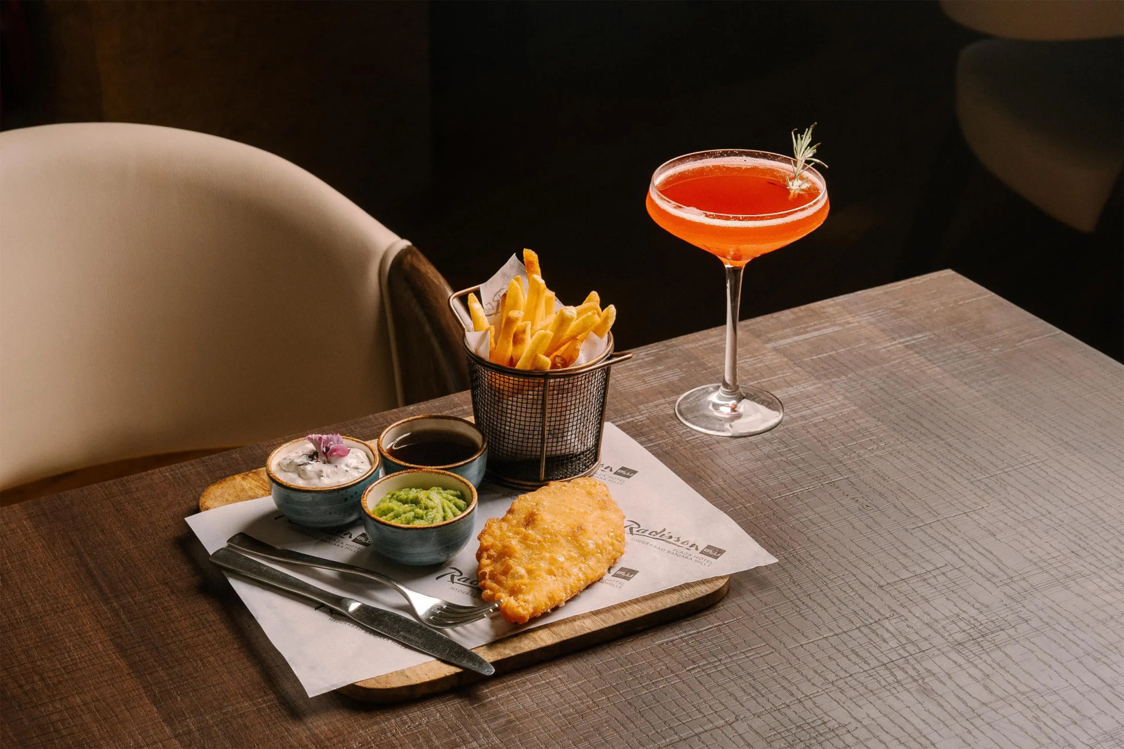 Radisson Blu Plaza Hotel Hyderabad Banjara Hills