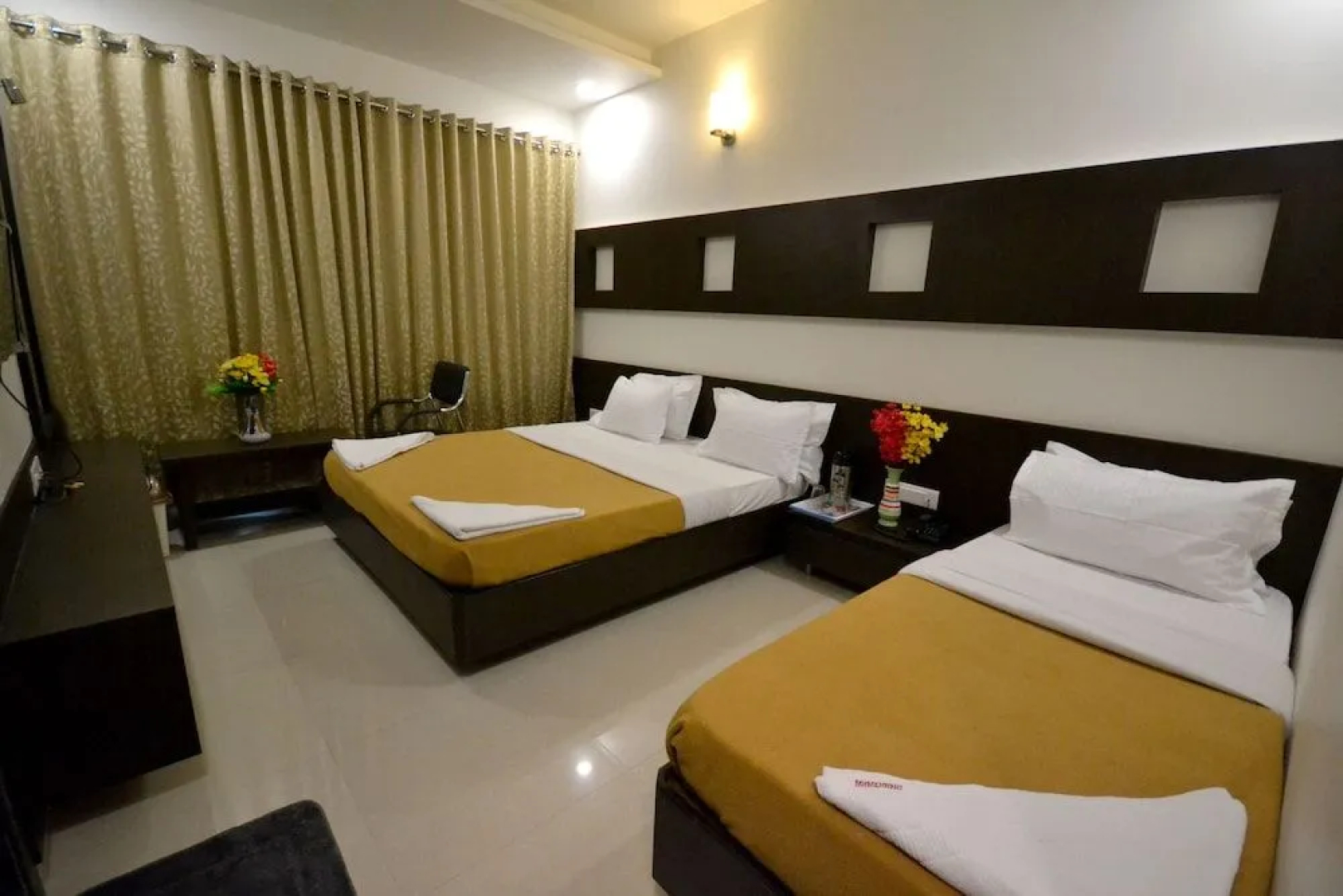 Hotel Dhantara
