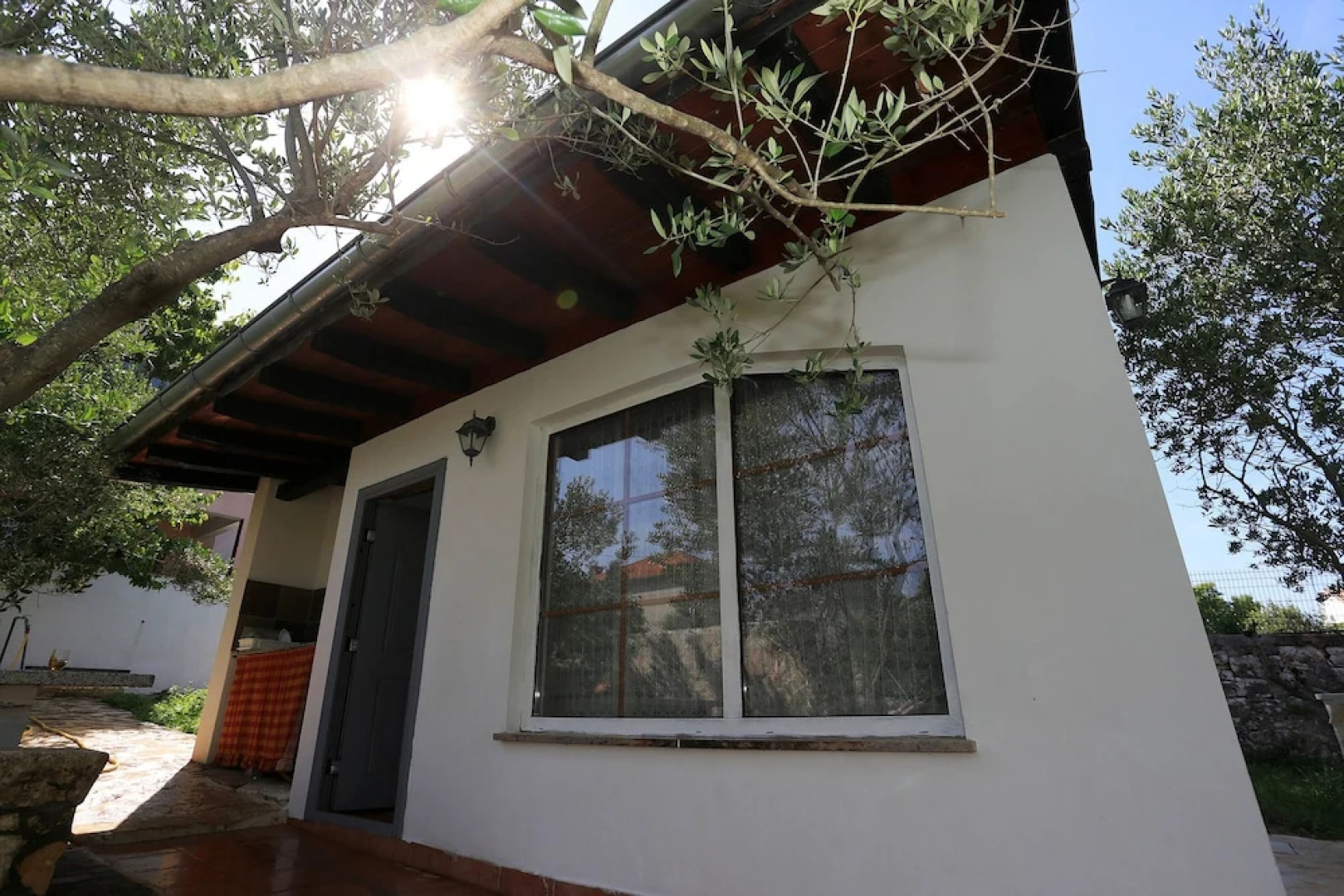 House KIA