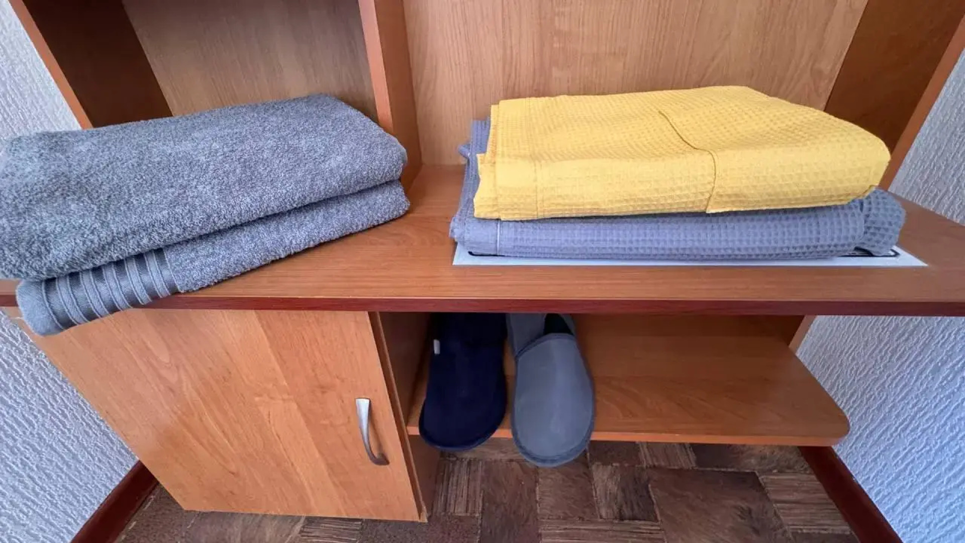 Кедр Золотой