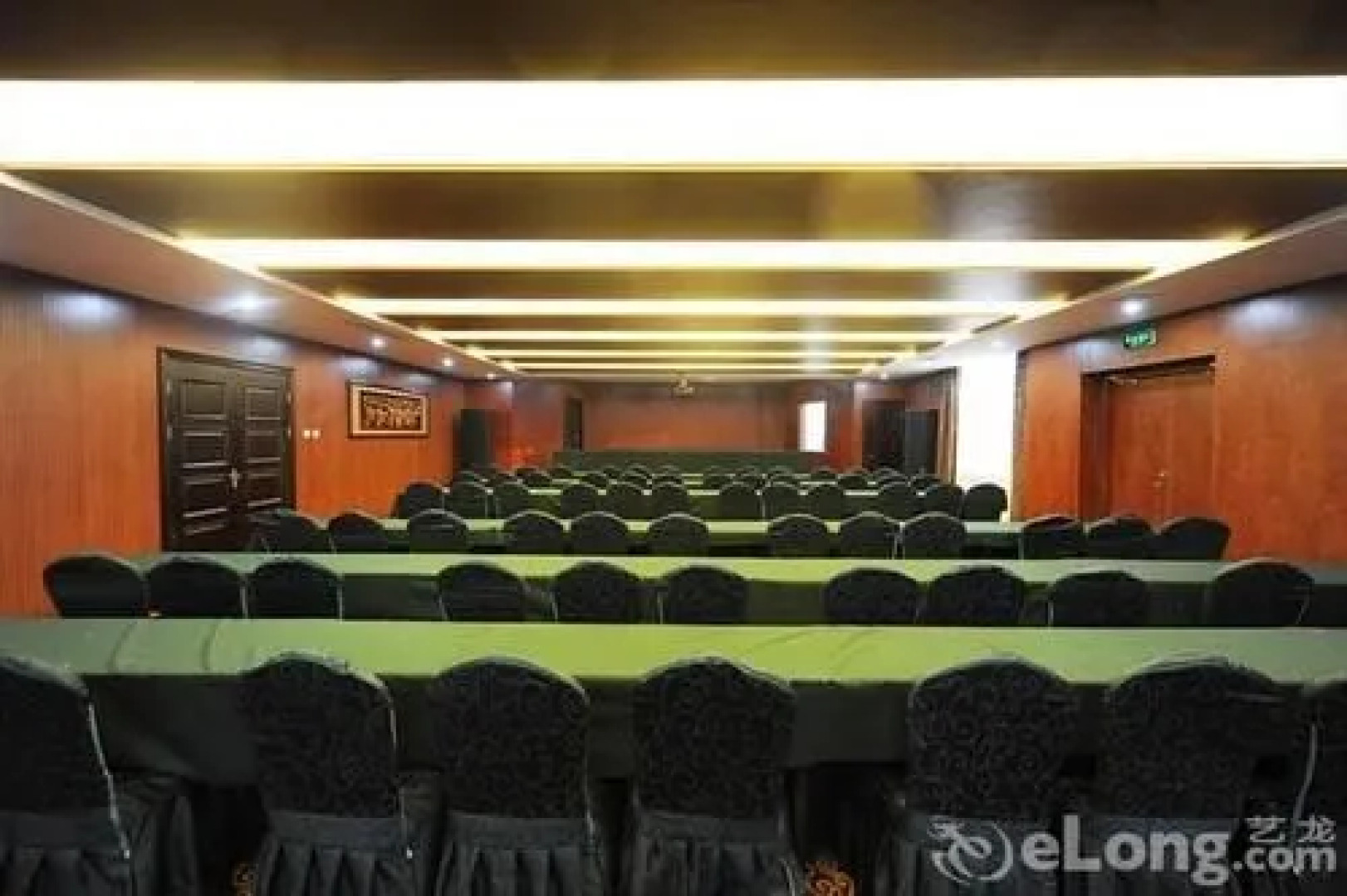 Long Fei Yuan Hotel